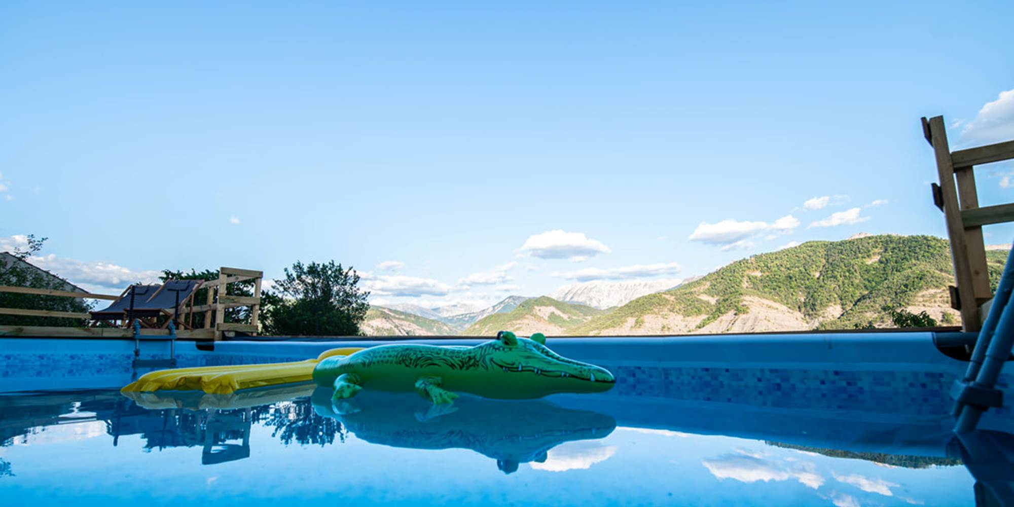 HALTE AIR ET GO - Gîte Cheval Blanc - Piscine