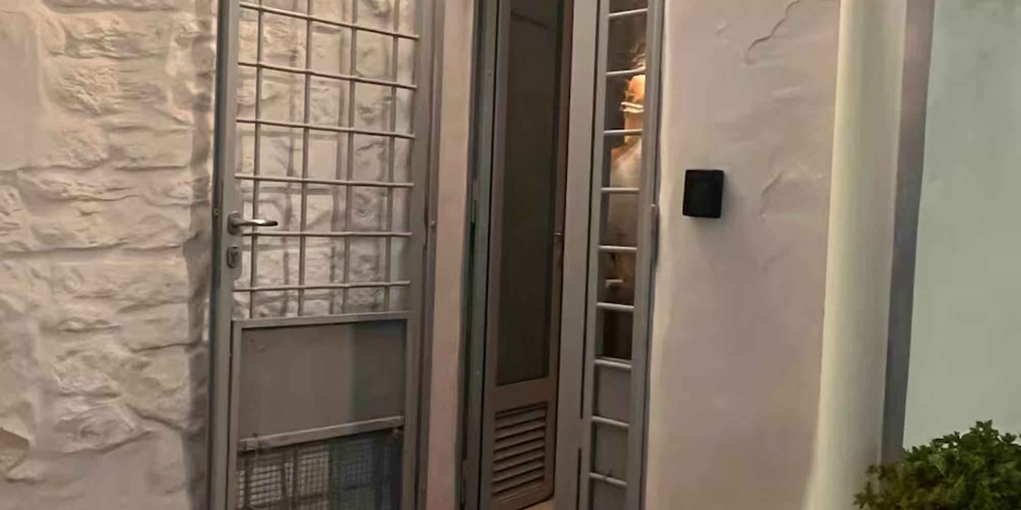 33d2c62b-de2f-431f-8d10-d33c00b0a42b