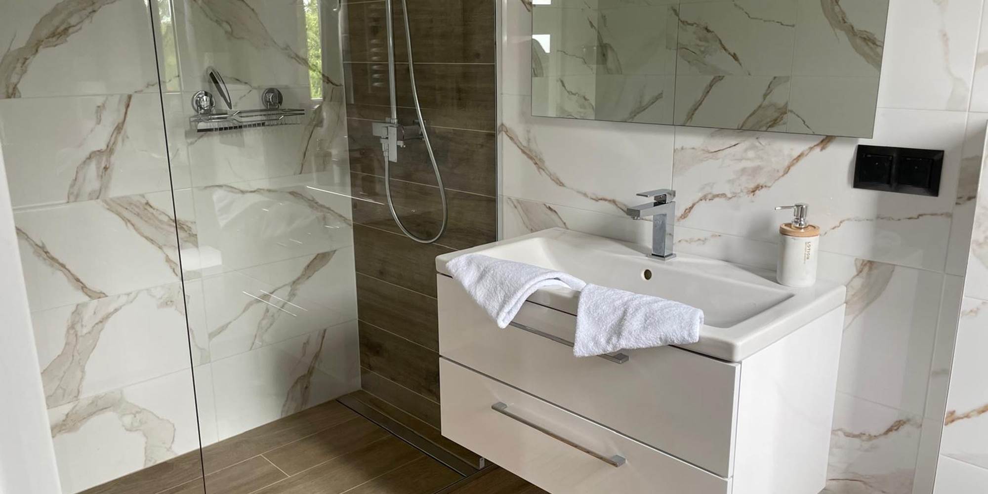 22e6497b-fafa-4c27-9653-326db997aad2