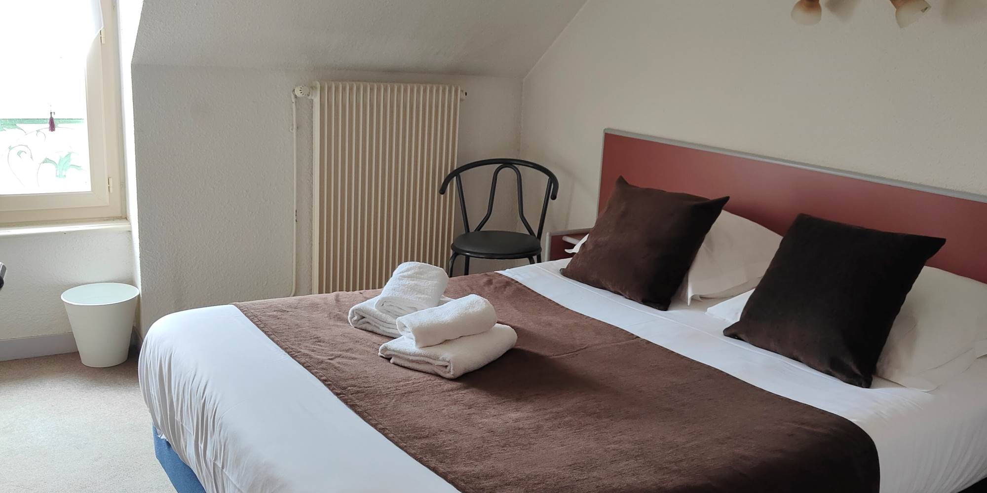 Au_Val_Dore_La_Bourboule_Chambre.Double.Economique