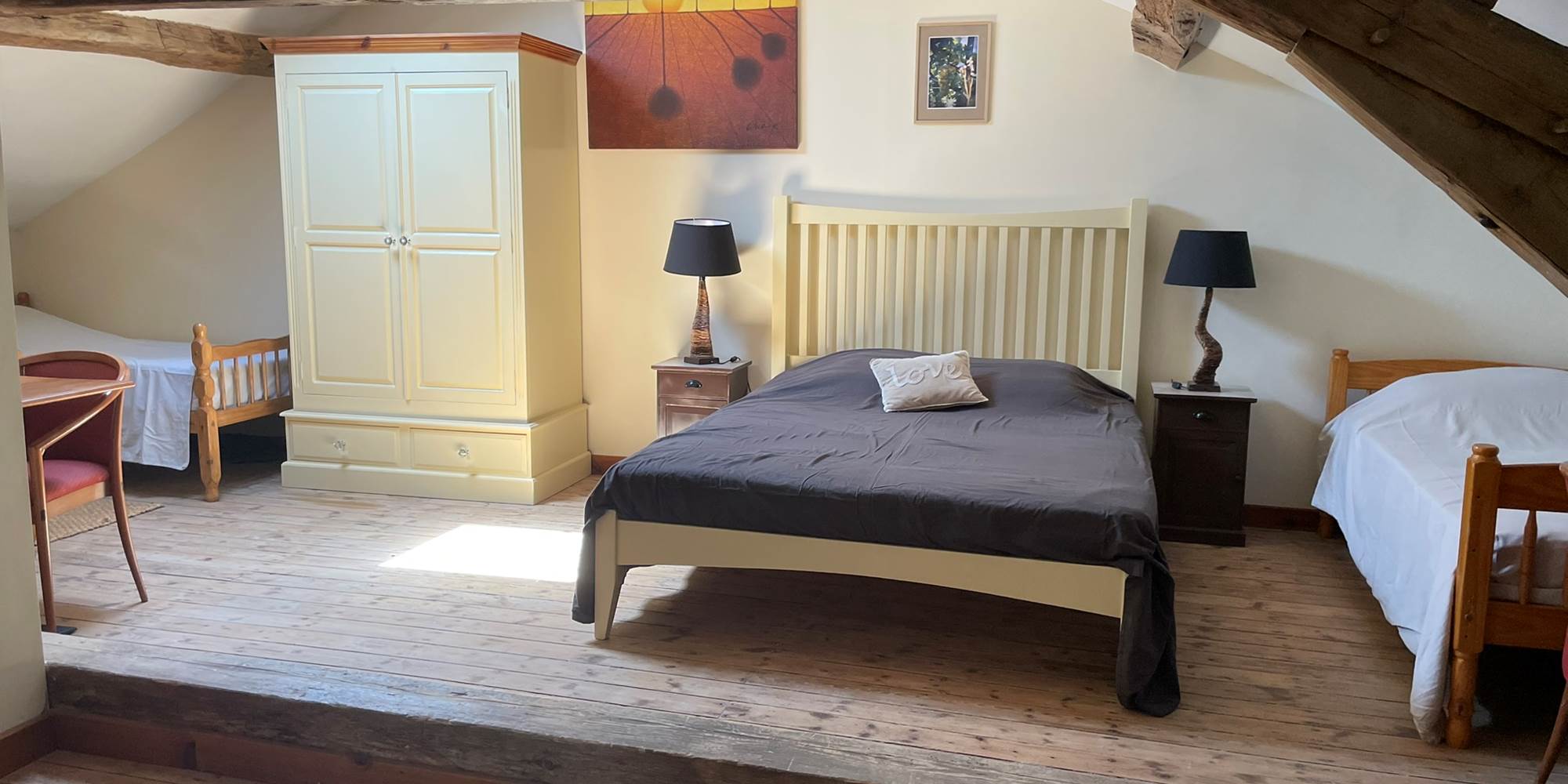 Photo de la Chambre Champagne - Chambres d'hôtes La Grange Richard à Dinsac