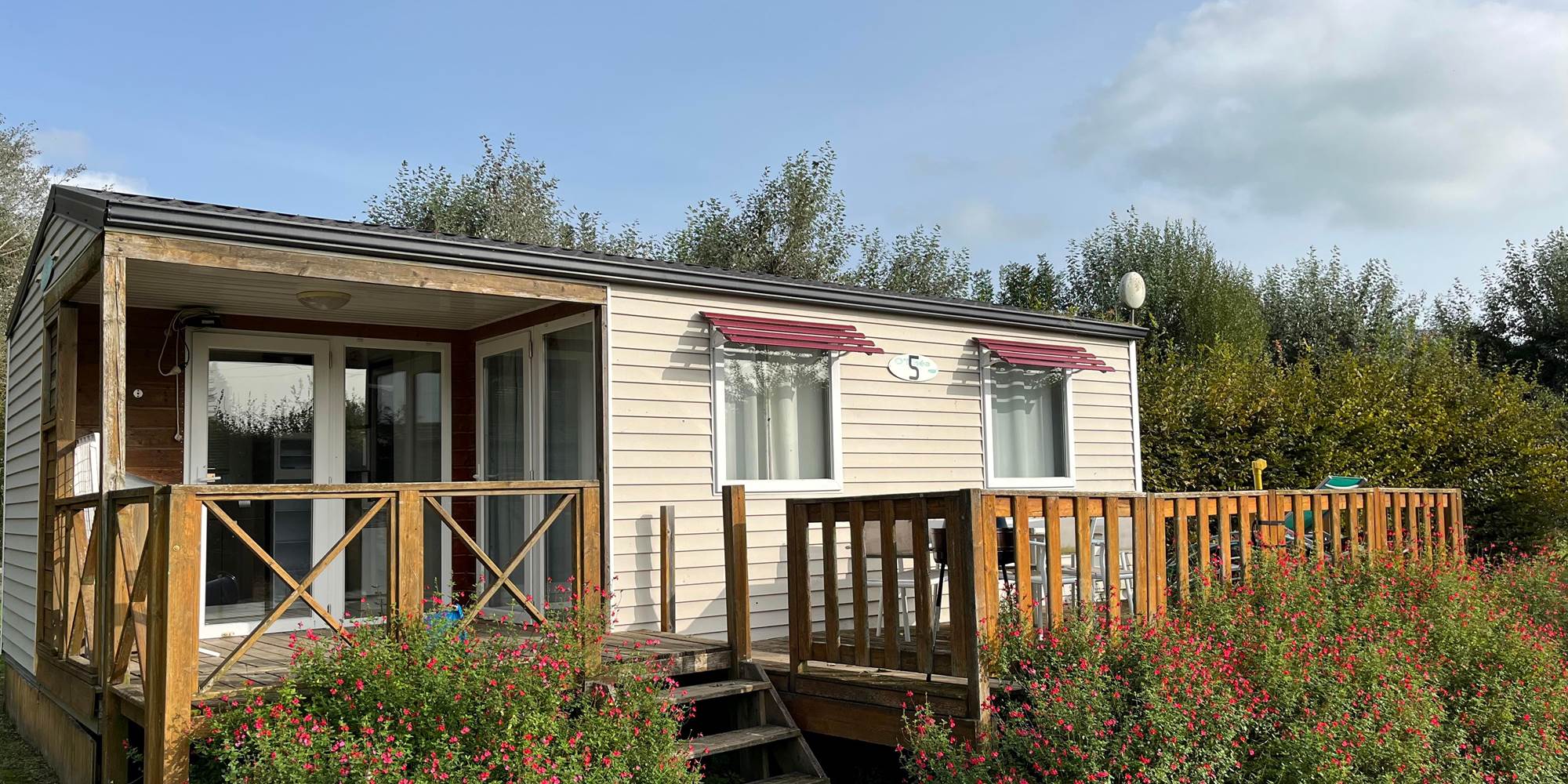 380111370_223613254037223_6585371927115888489_n