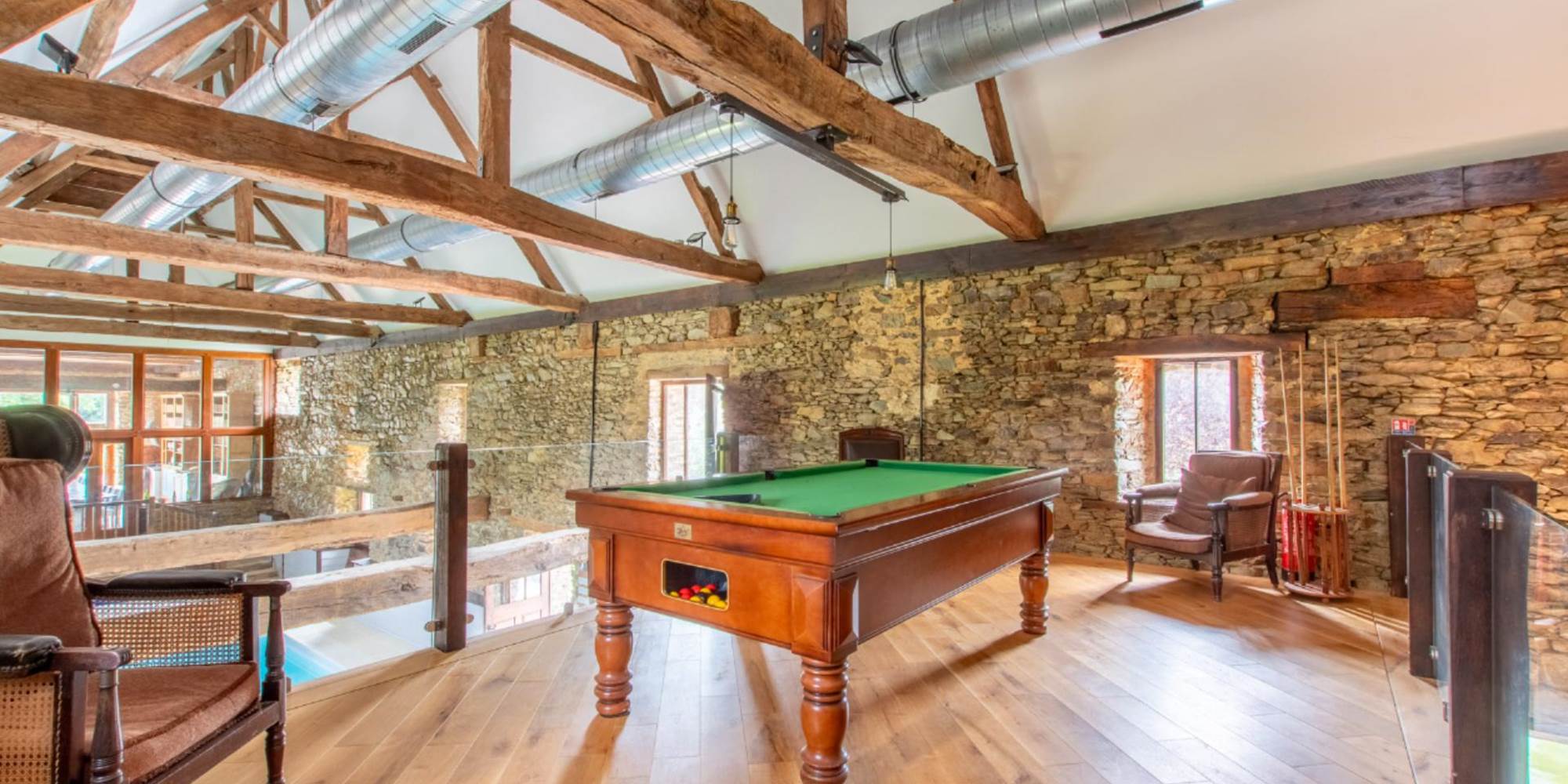 Espace jeux, véritable billard anglais