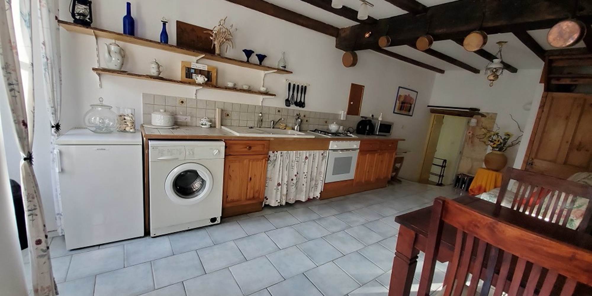 Gîte Coquelicot - Cuisine avec coin salon
