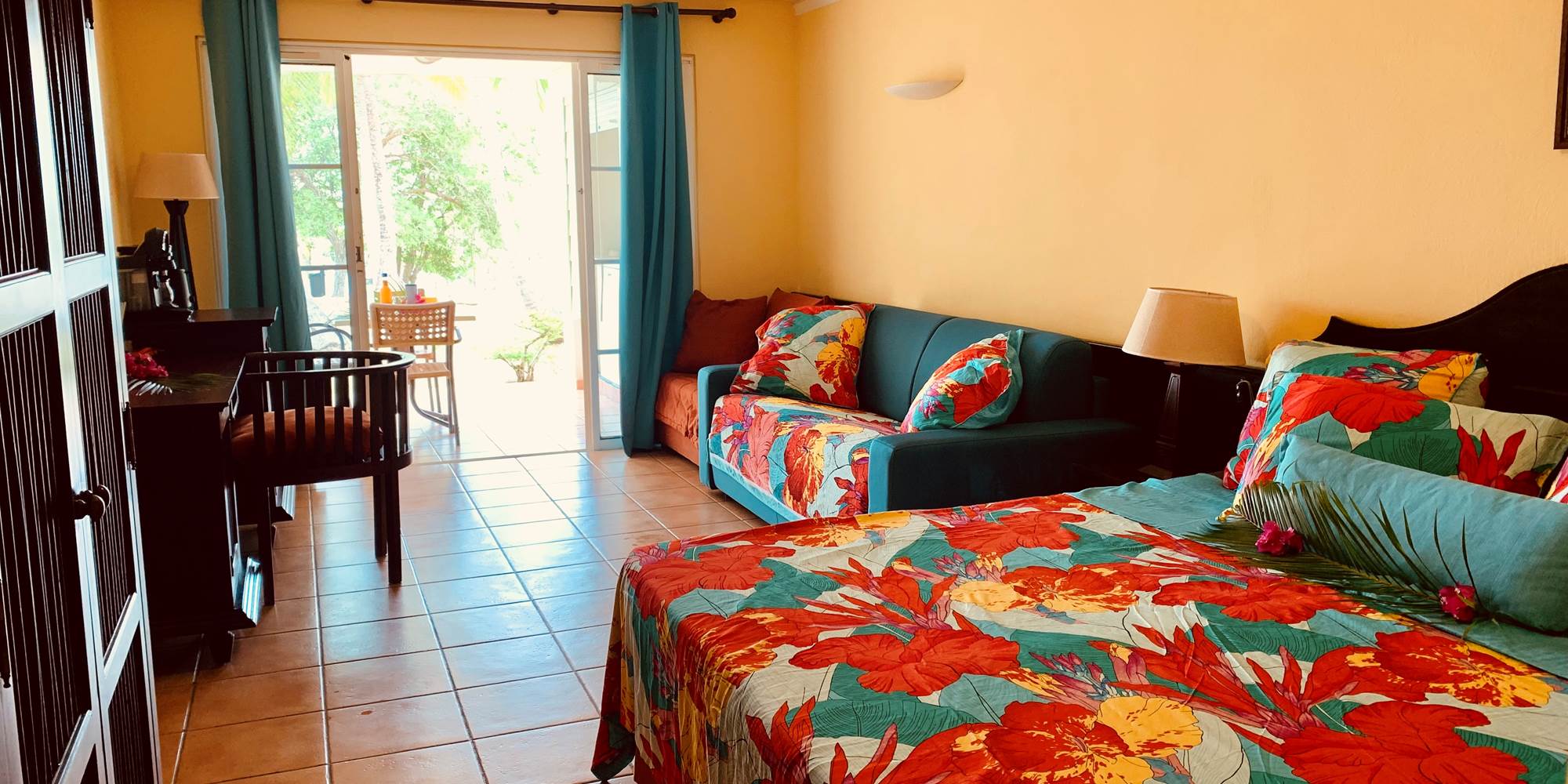 lit 180 et canapé convertible 140