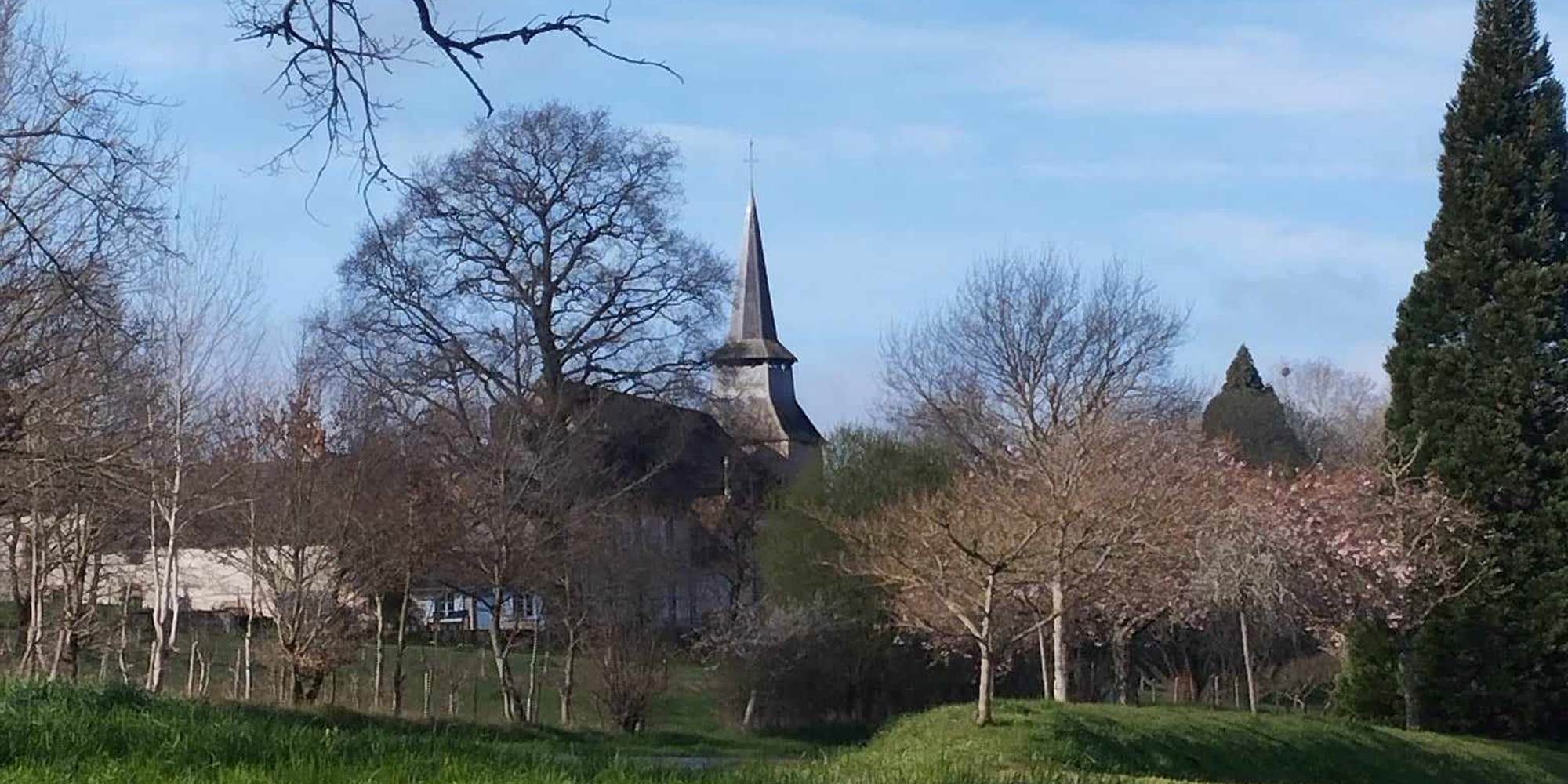 Eglise de Folles avril 2024