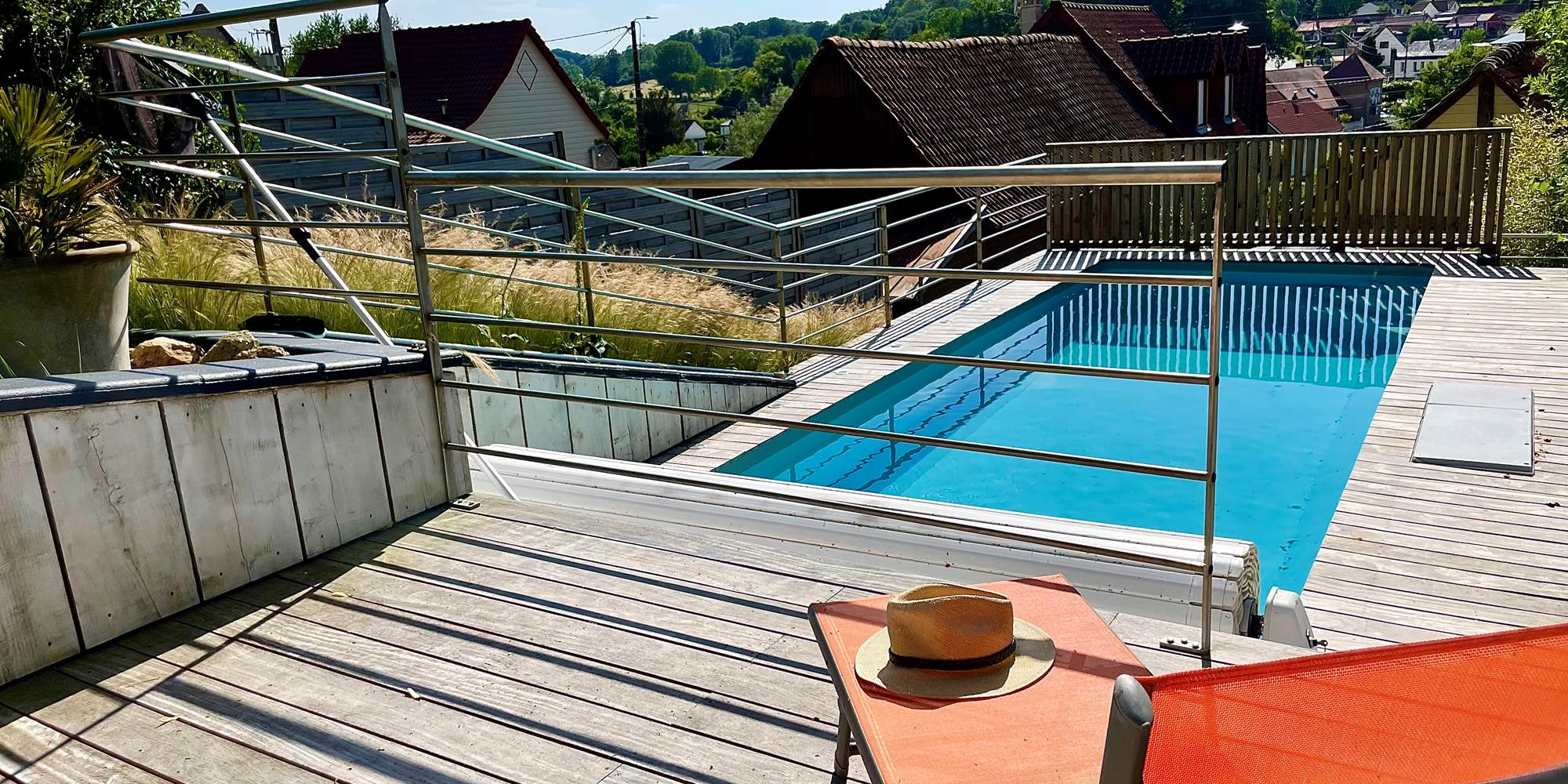 La petite terrasse haute