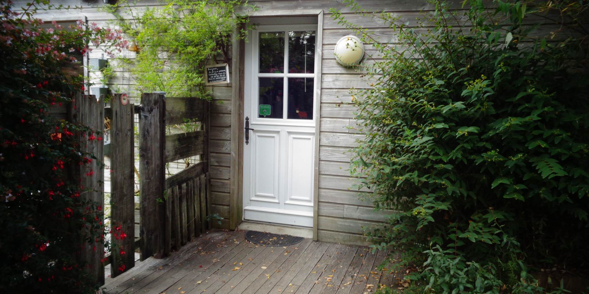 l'entrée chambres d hotes de kerael