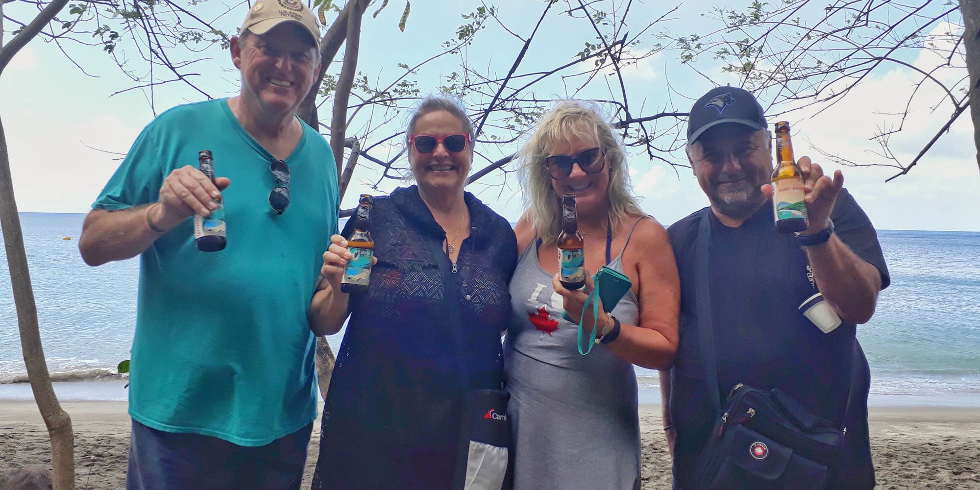 A fizzy touch to the end of the tour on the beach!