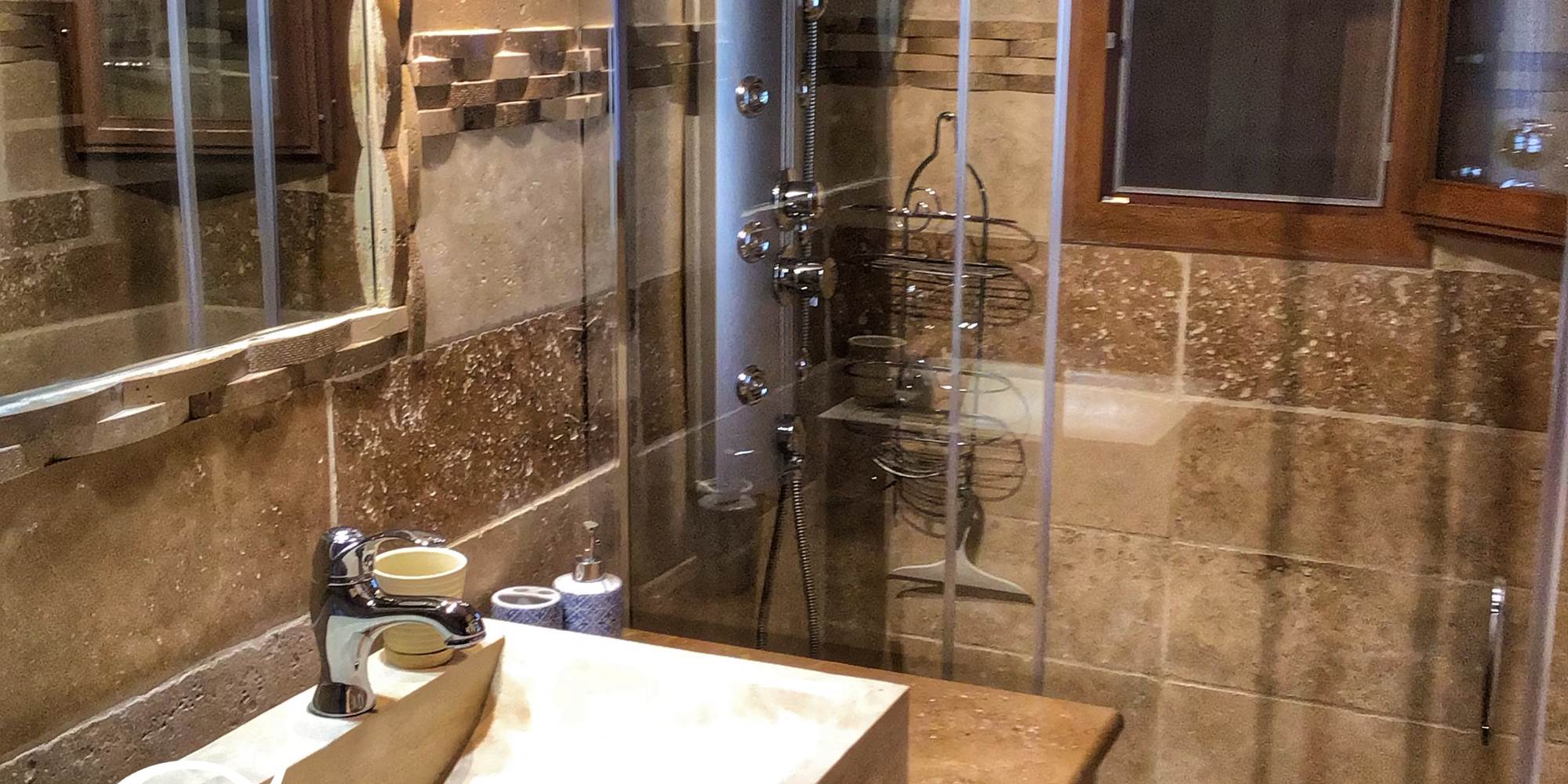 C5ABEC41-0DC1-4C09-BC26-E91FC5E4641F