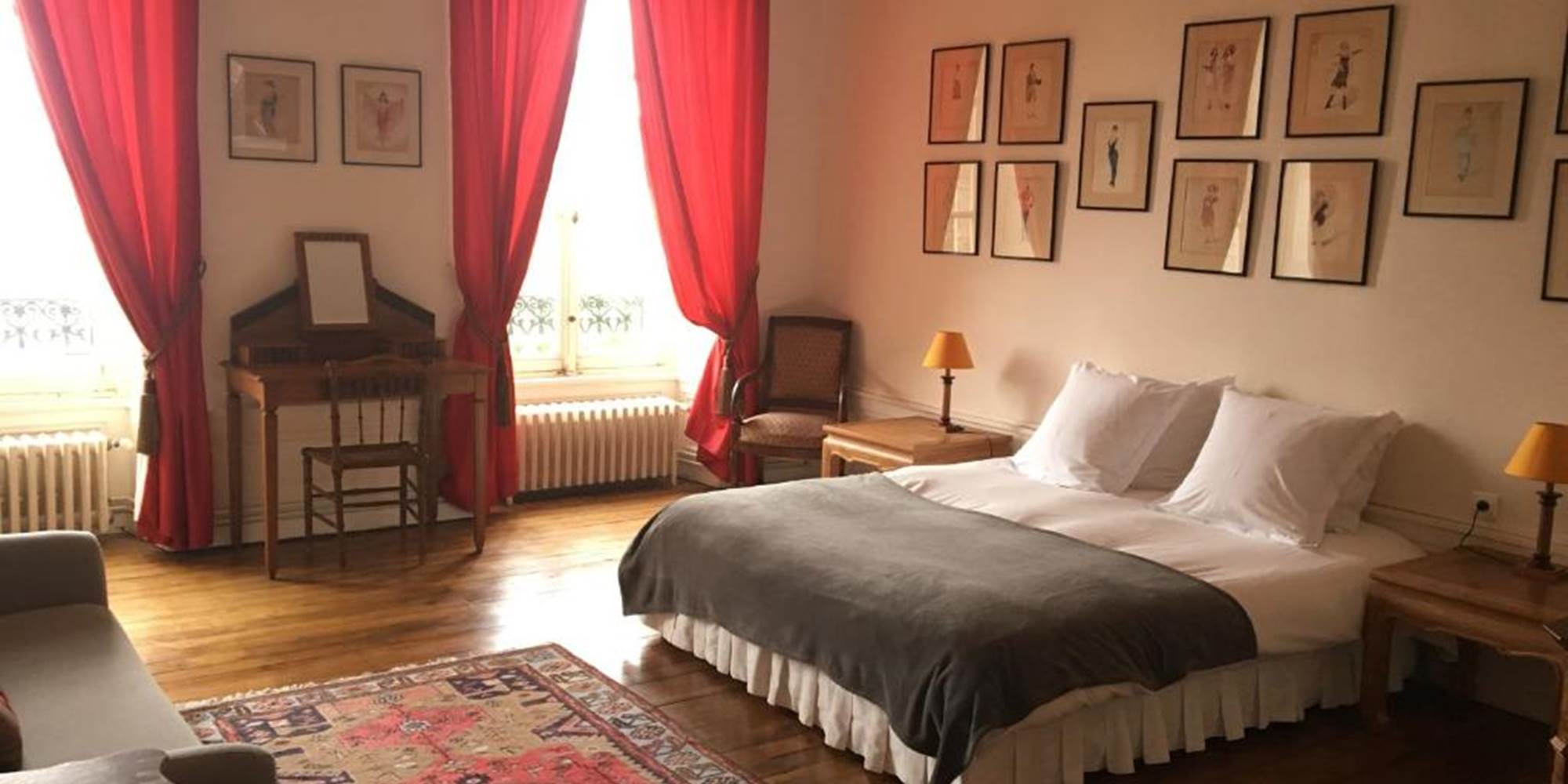 Chambre Carmin