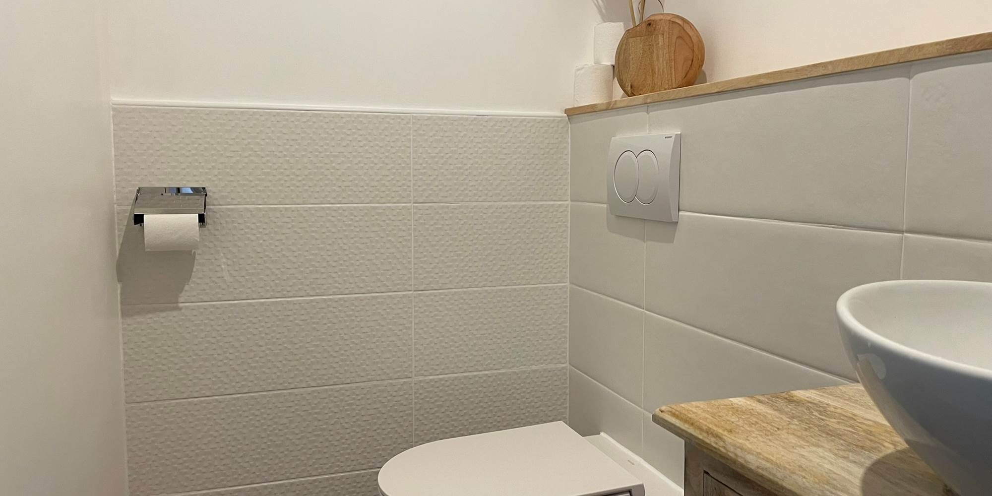 Photo de la salle de bain de la Chambre Ile de Ré - Chambres d'hôtes La Grange Richard à Dinsac