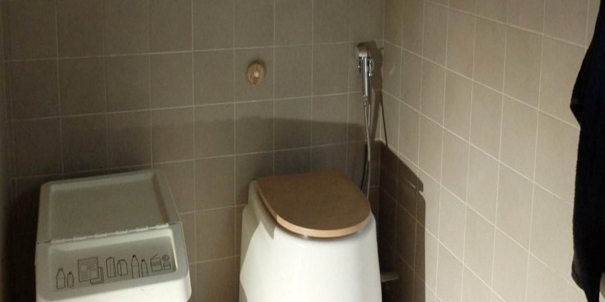 Les toilettes séches sans sciure et sans odeur