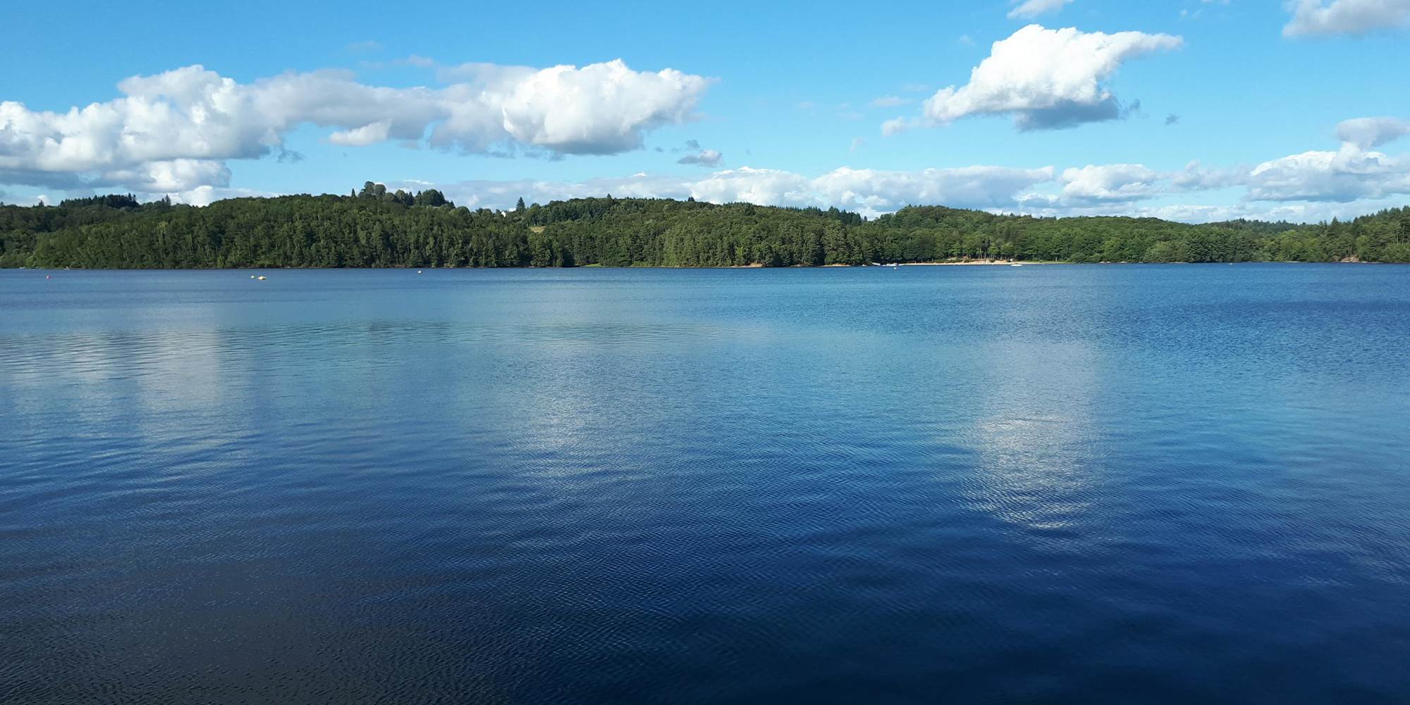 Le lac de Neuvic