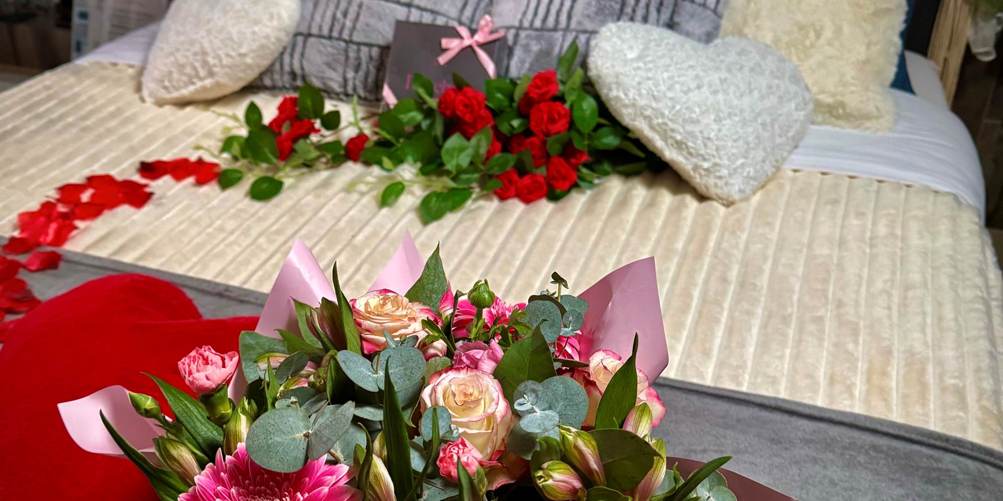le bouquet de fleurs et la loveboxe