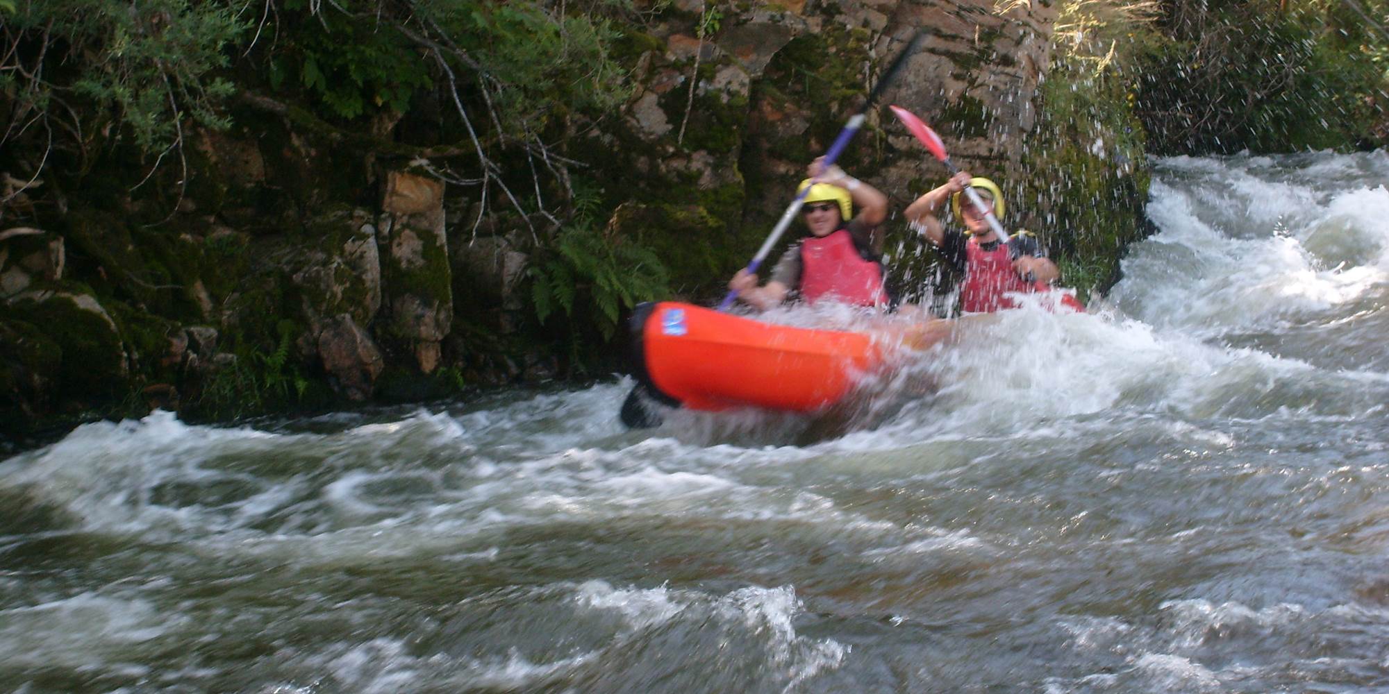 Canoë kayak dans les gorges de l'Allier