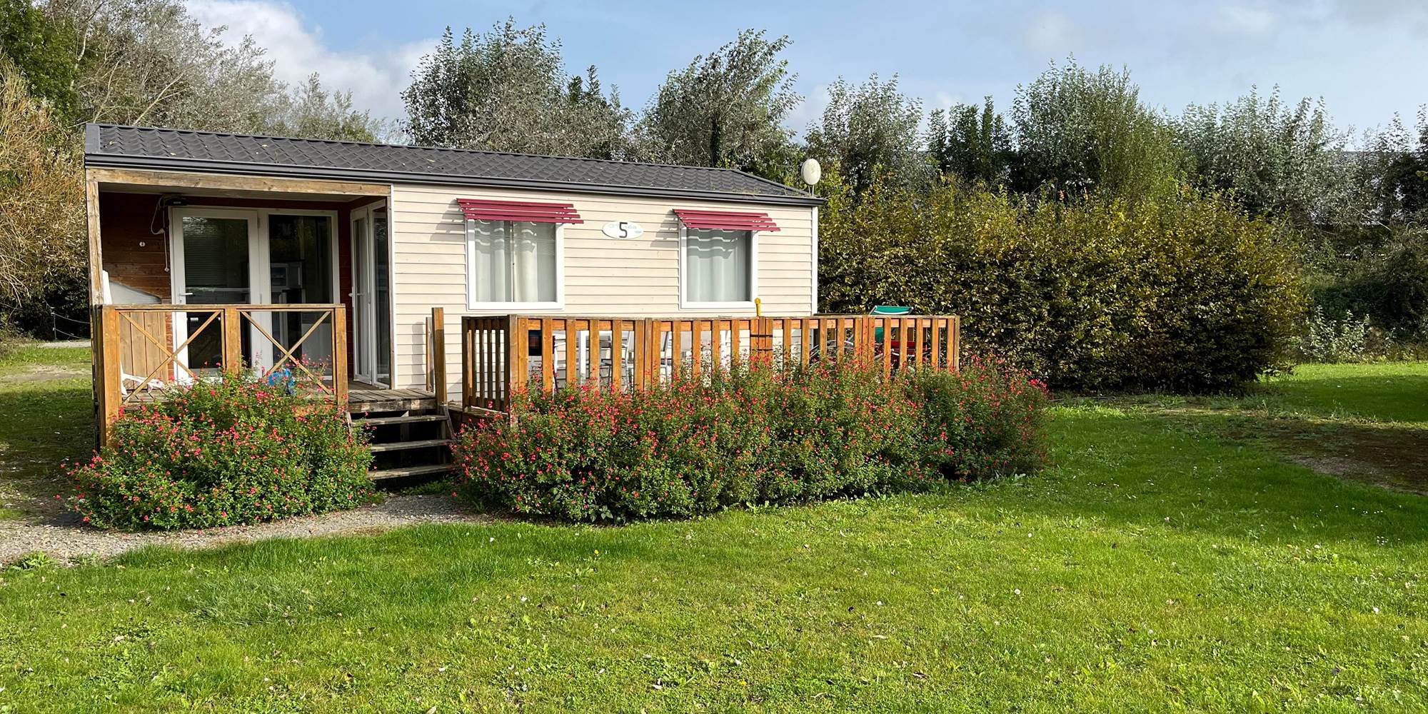 380232651_855134452721490_8085146077693038287_n