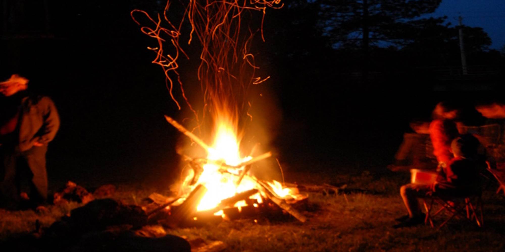 tipis riviere sauvage feu 800x500