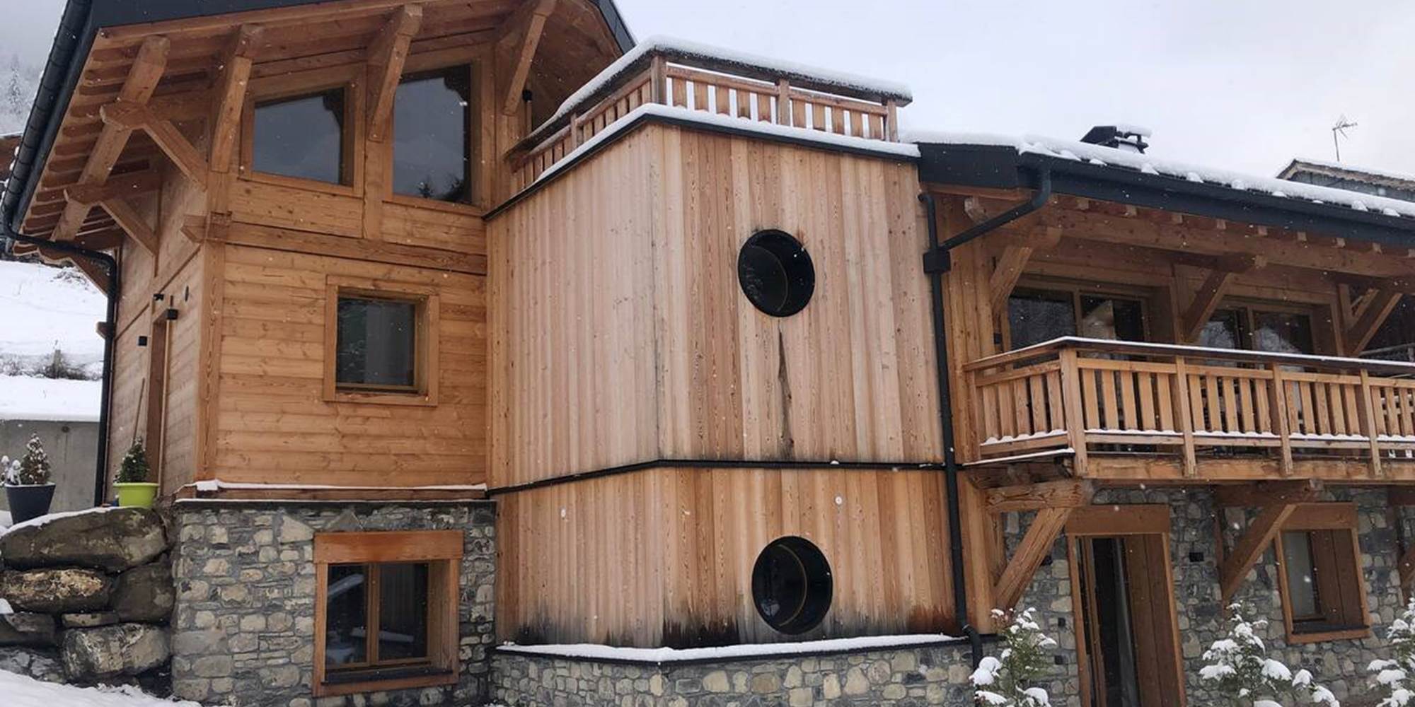 CHALET-PORTESDUSOLEIL-AVORIAZ-MORZINE-FAMILIALE