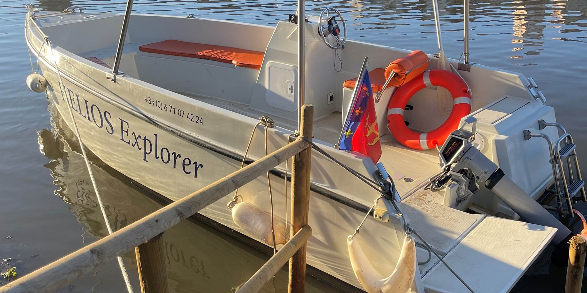 Helios Explorer prêt pour l'embarquement de 9 passagers maximum