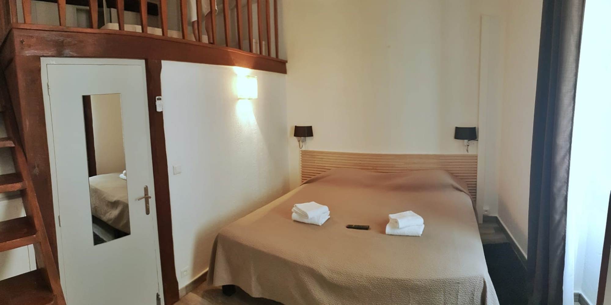 jerome chambre vue st do 2