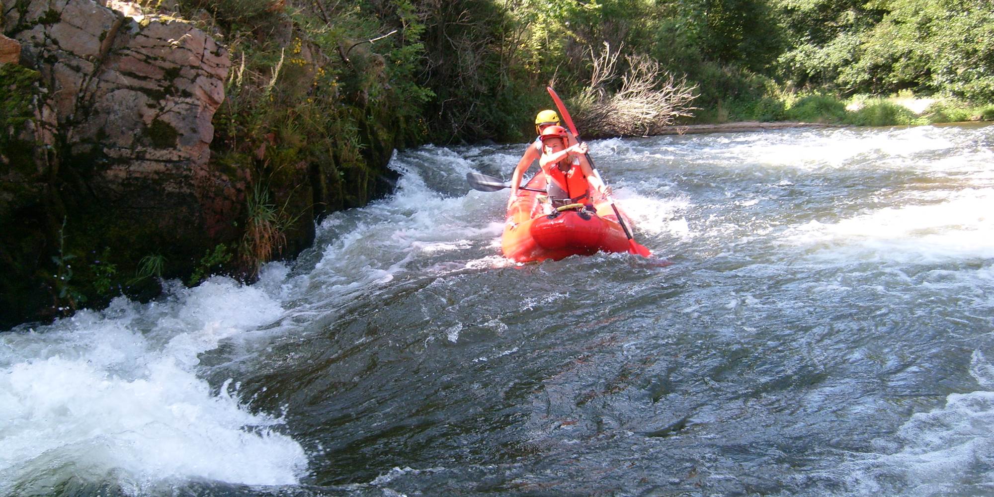 Canoë kayak dans les gorges de l'Allier