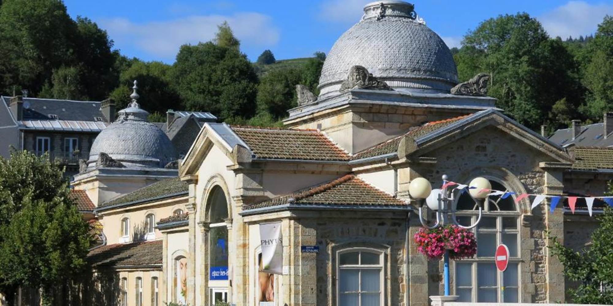 Au_Val_Dore_La_Bourboule_grands_thermes