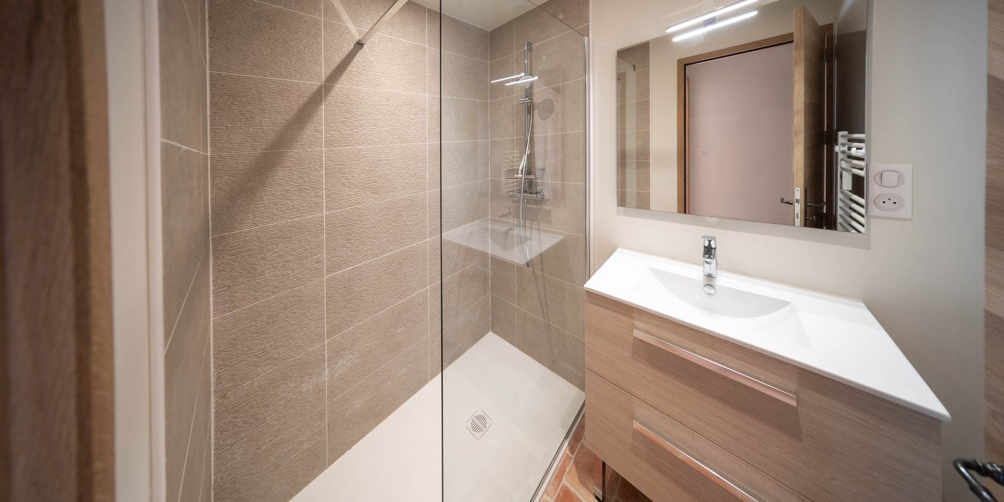 2025-06-28 Le Puits Renaissance-32