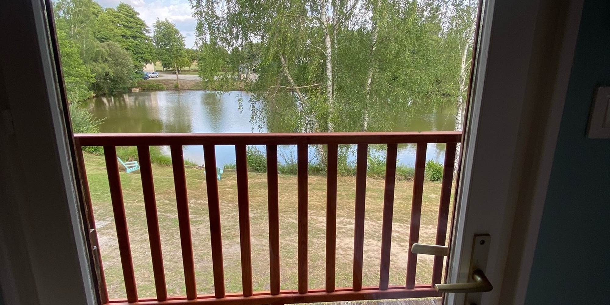 La vue de la porte du balcon