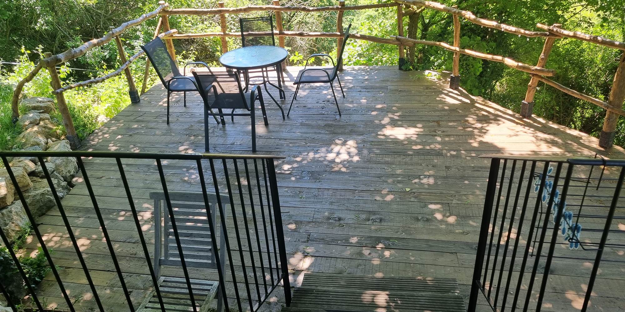 Profitez de votre espace privé cocooning et très nature.