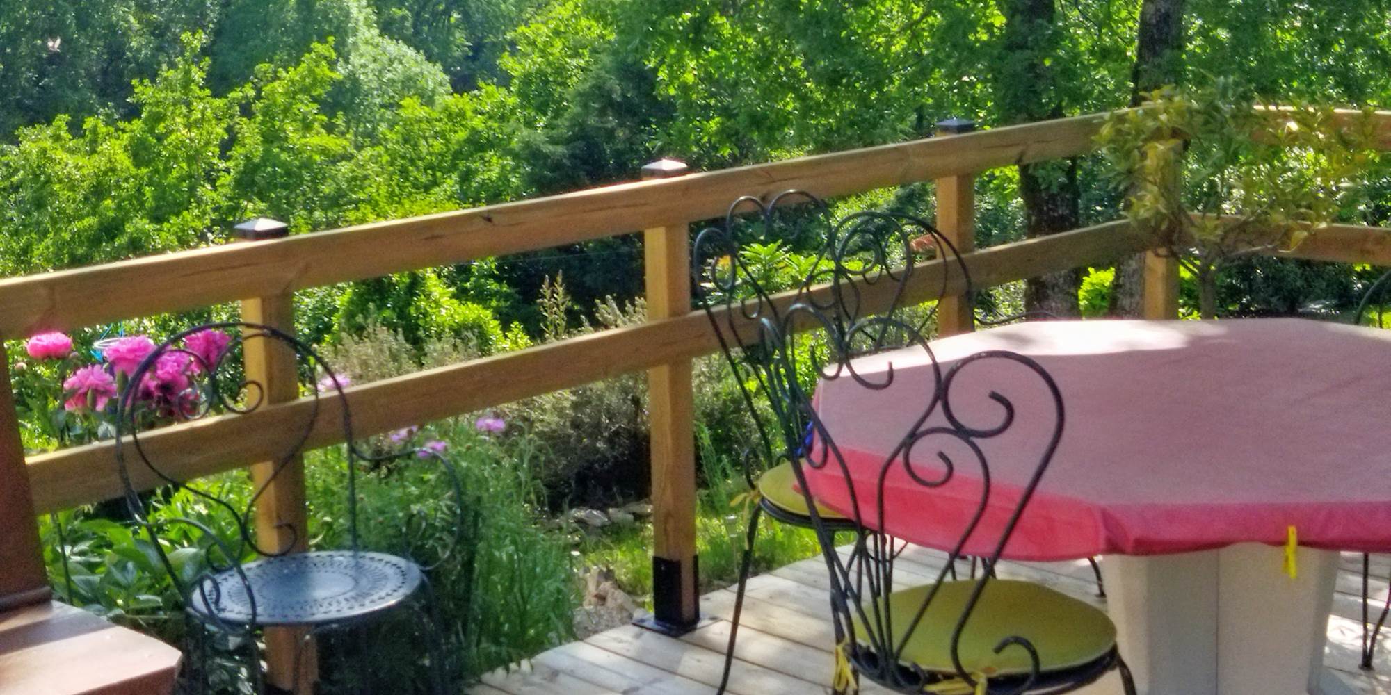 Notre terrasse pour se relaxer et déguster un rafraichissement
