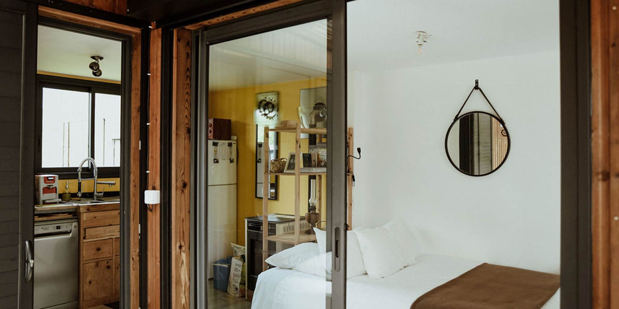 Le lit double intérieur en coin passant