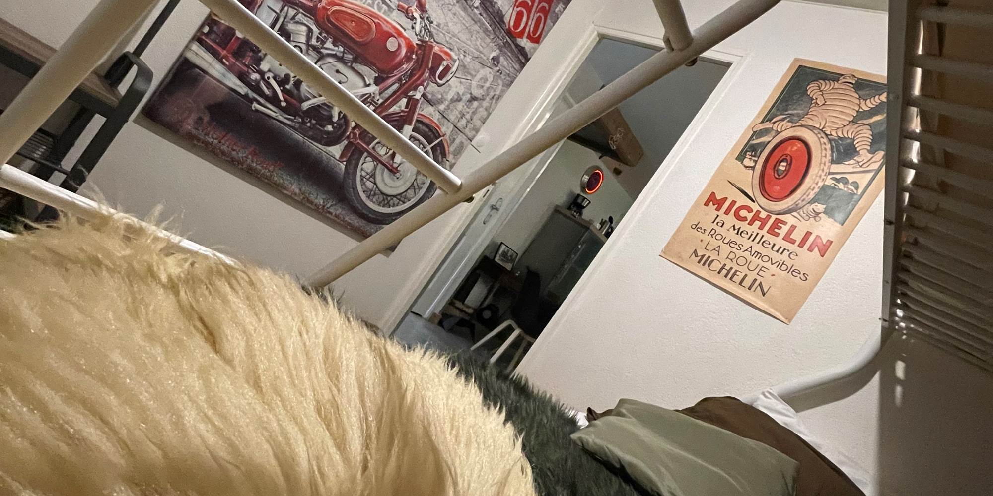 Chambre d’hôtes avec garage pour motos_Gîte cosy Gérardmer_Gîte atypique Vosges_Gîte 10 minutes de Gérardmer _ vintage Vosge (19)