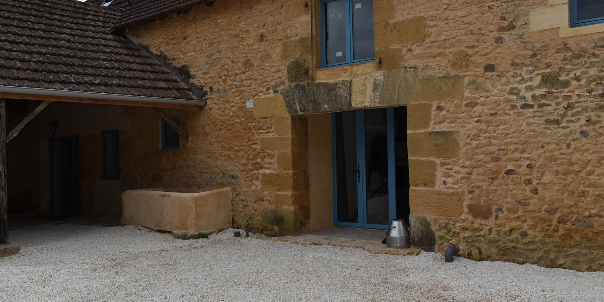 exterior 2