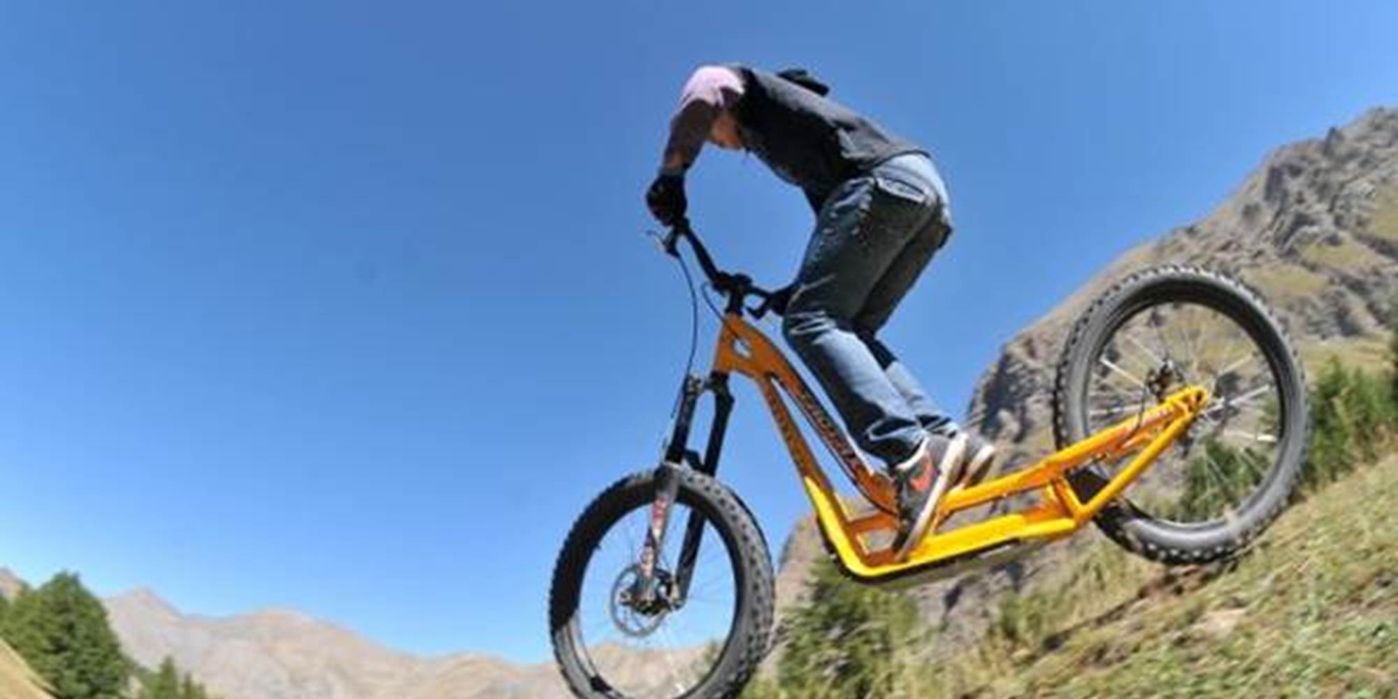 trottinette-de-descente-tout-terrain-cpsp-2168