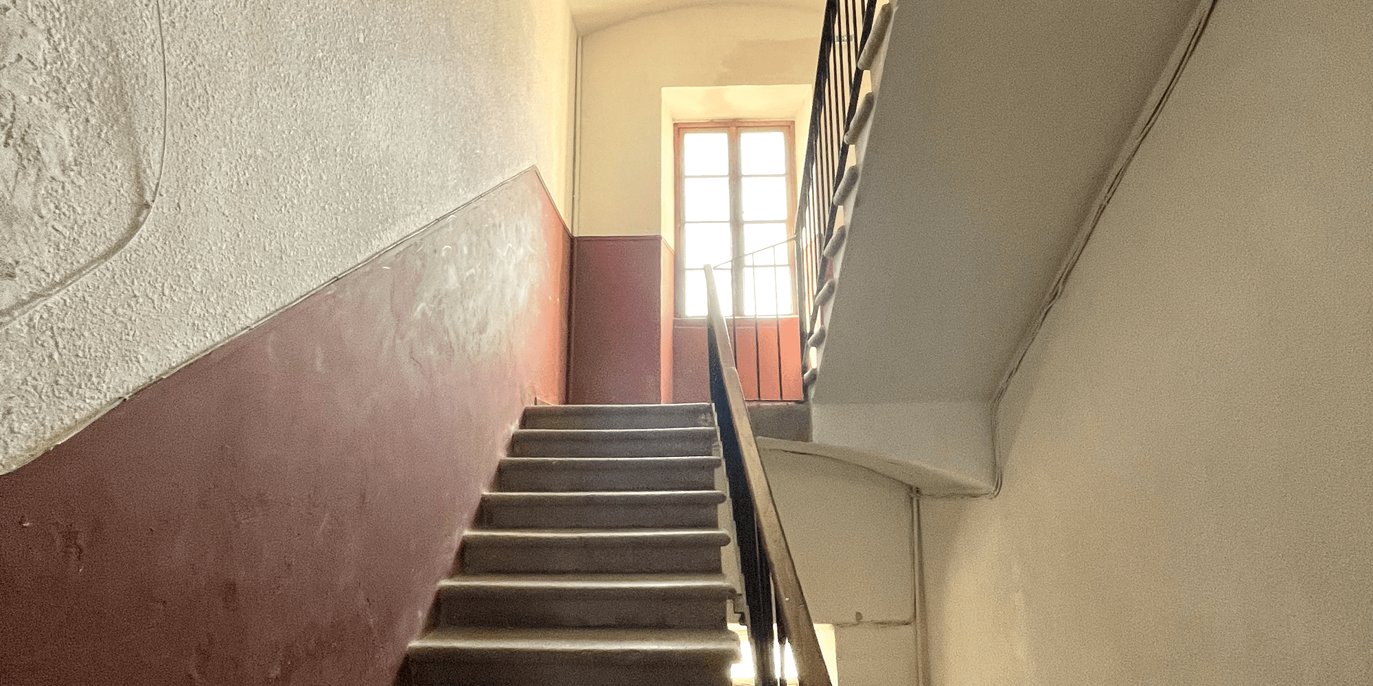 ENTREE INTERIEURE IMMEUBLE 2