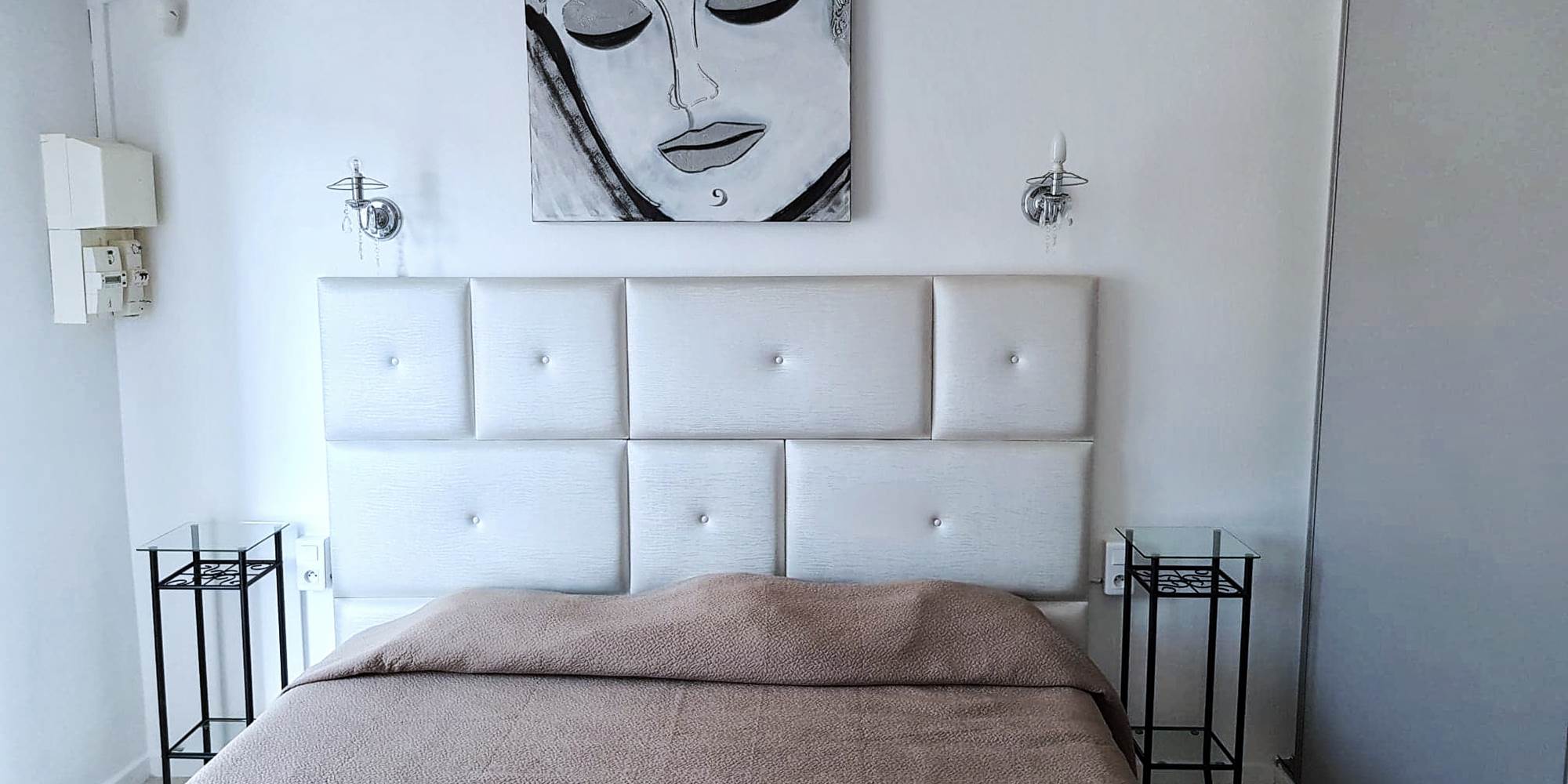 received_2048828495445908-01