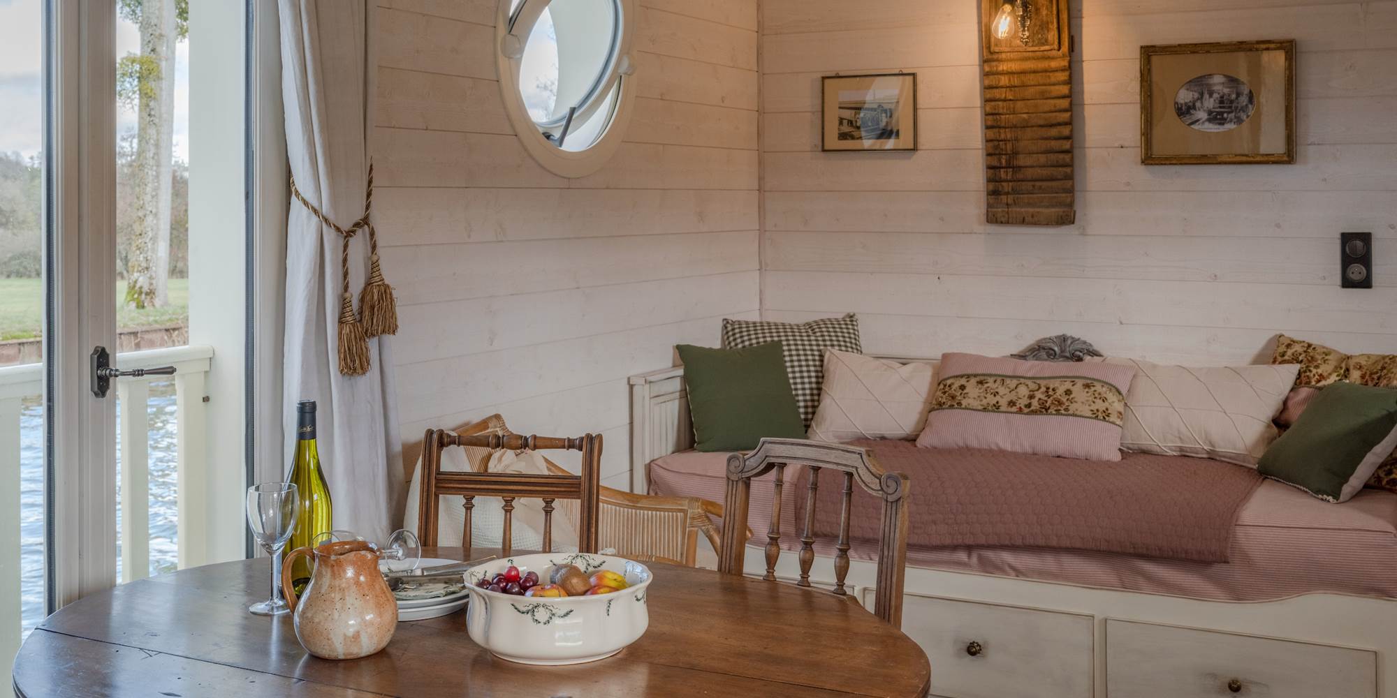 Salon Banquette/Lit double