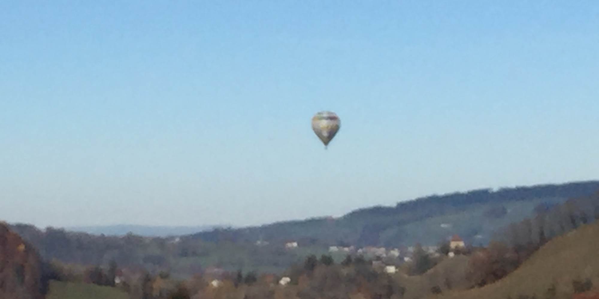 Montgolfière au-dessus de Gruyères