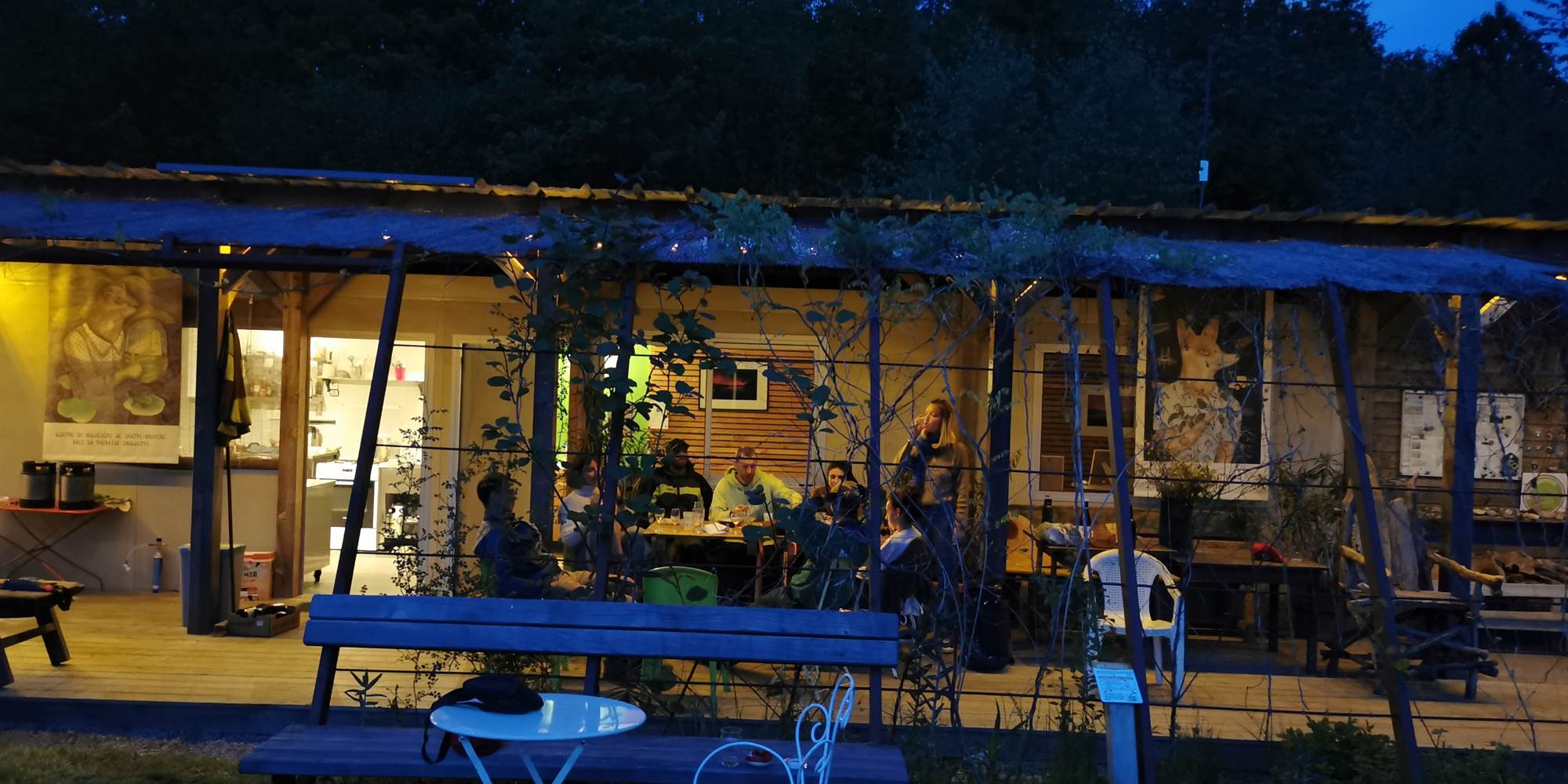 Un air de guinguette sur la terrasse