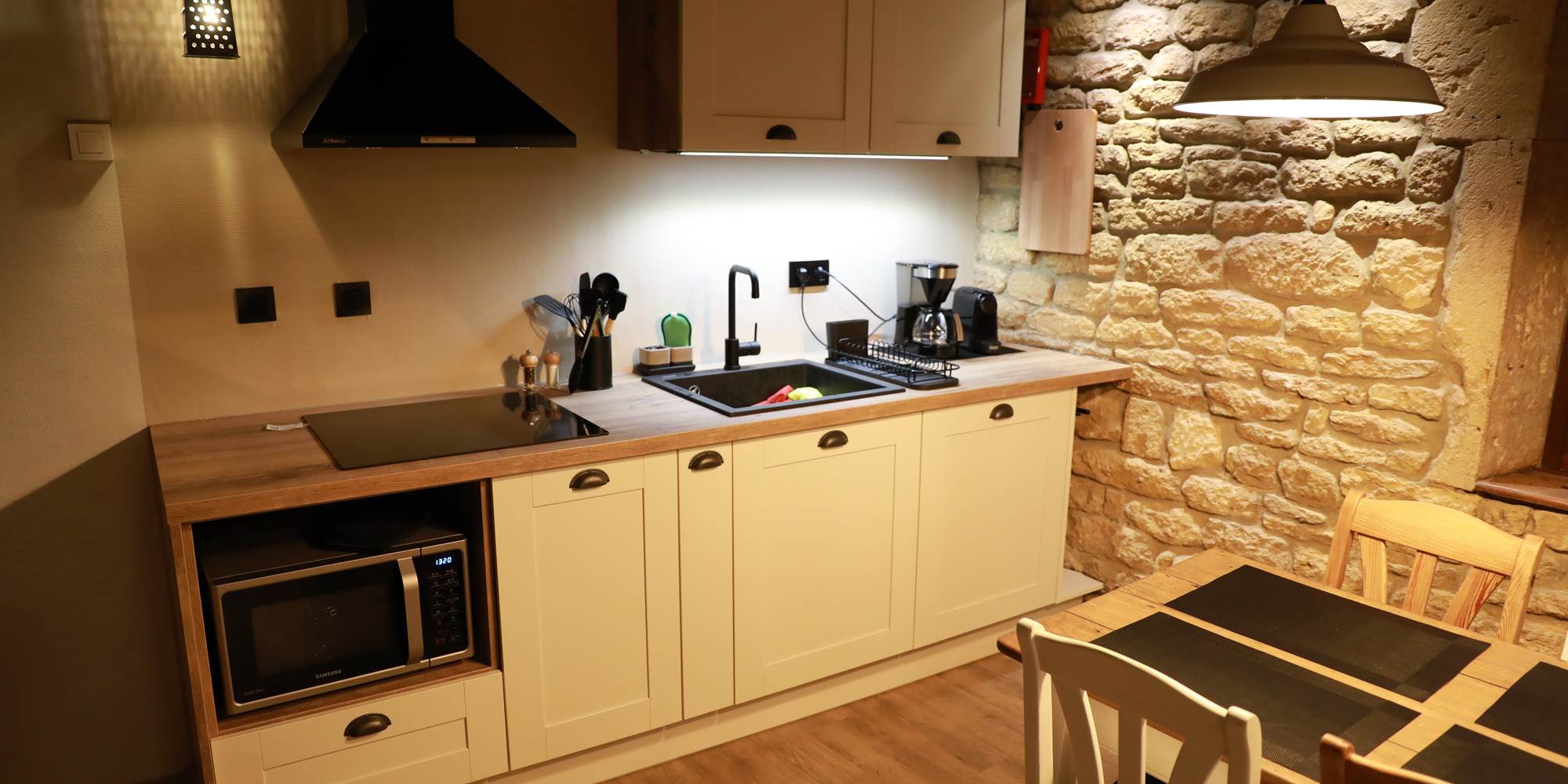 Rez-de-chaussée / Cuisine