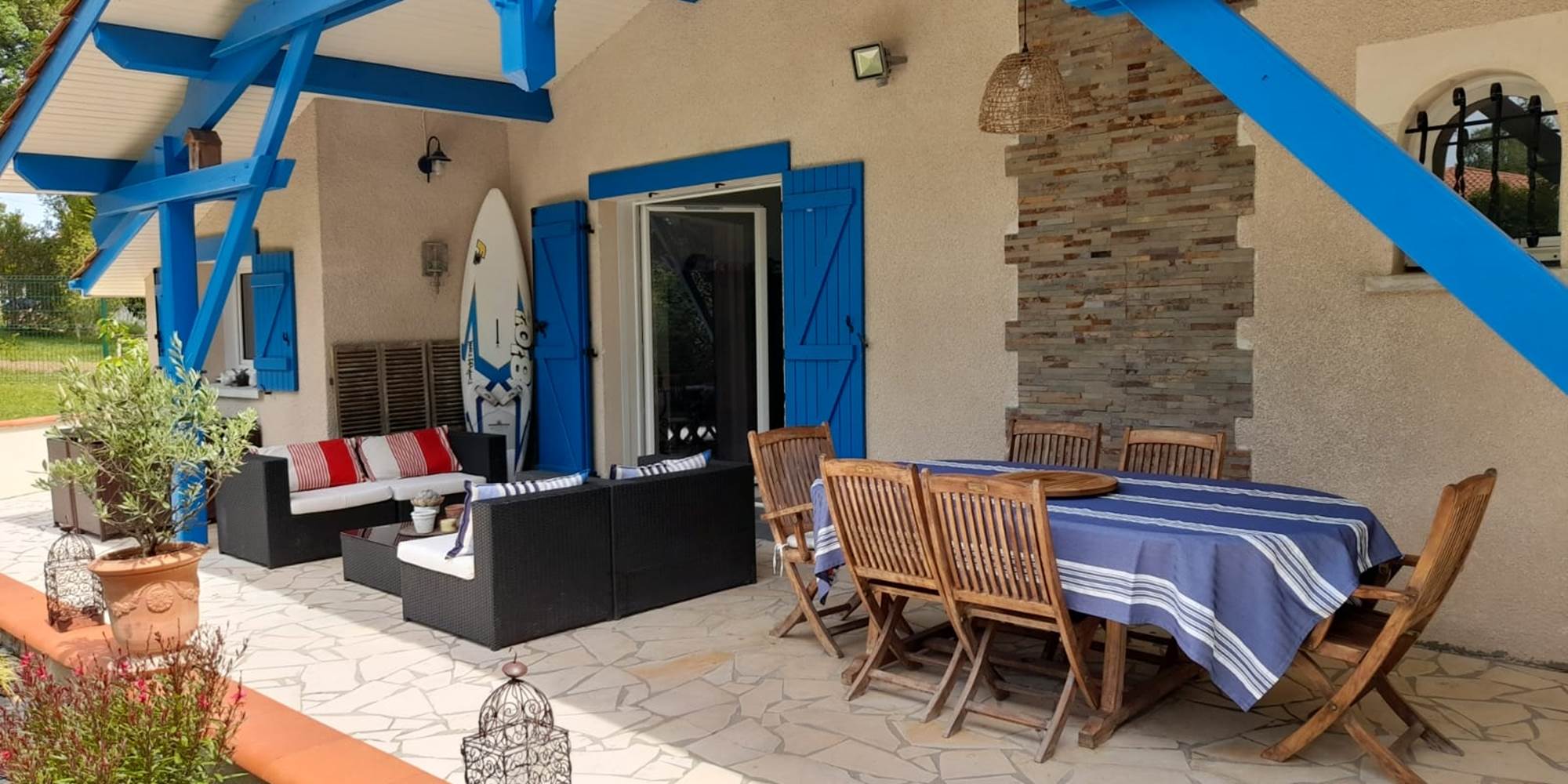 terrasse petit déjeuner