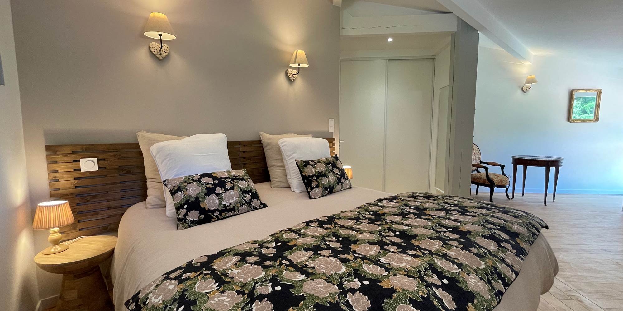 Paulen Pausa Chambre 4 Etage lit 2X90cms ou 180 cms