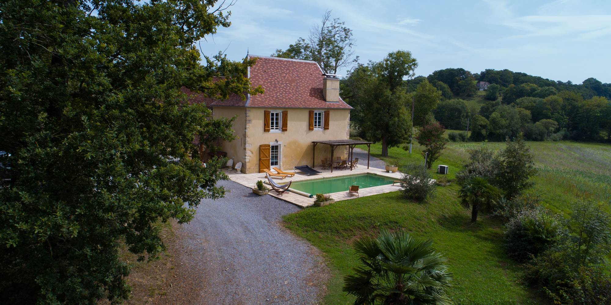 Vue aérienne de La Demeure de Céleste - Gite avec piscine