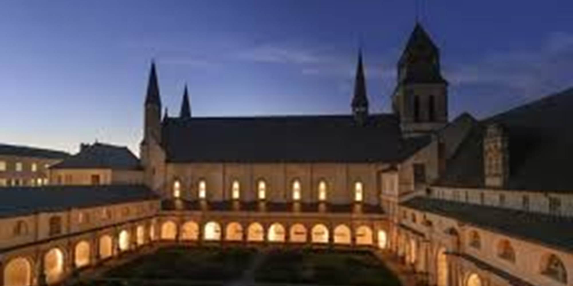 abbaye-de-fontevraud-gite-couple-jacuzzi