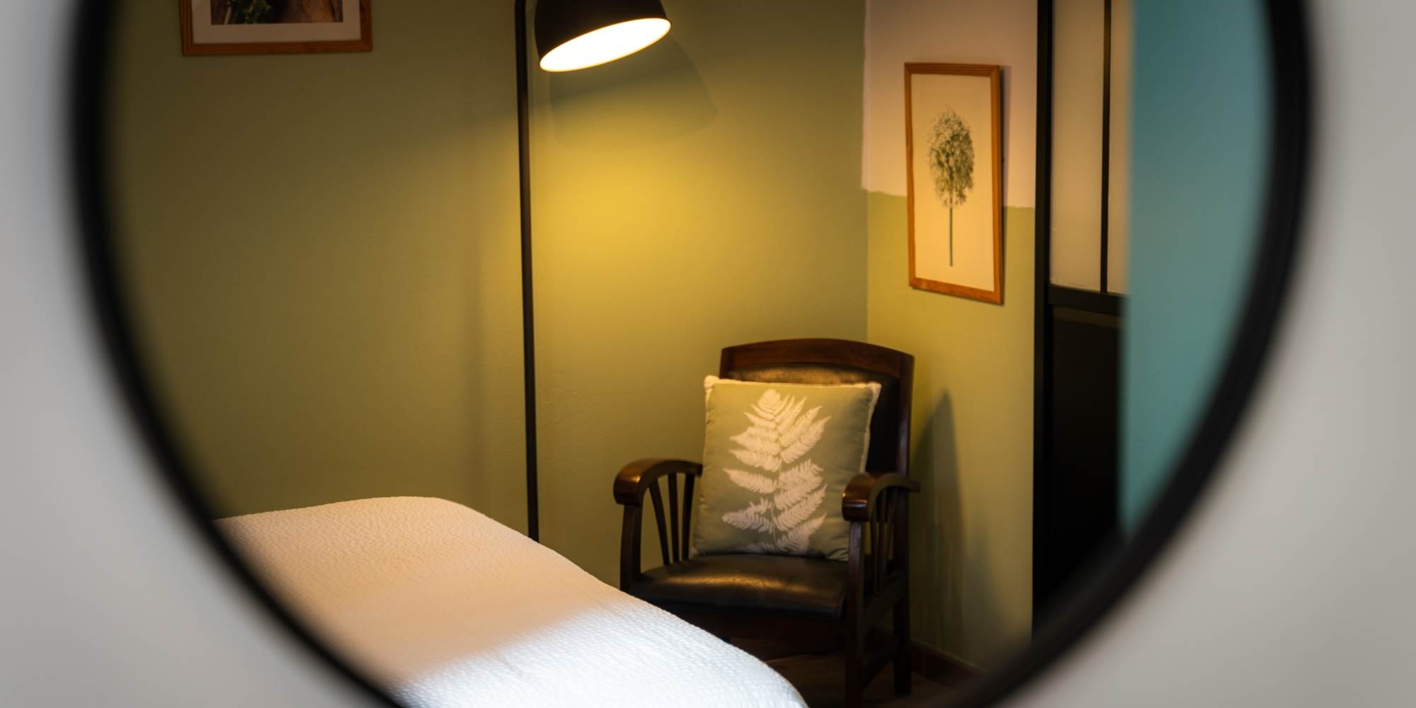 Chambre les fougères: le miroir