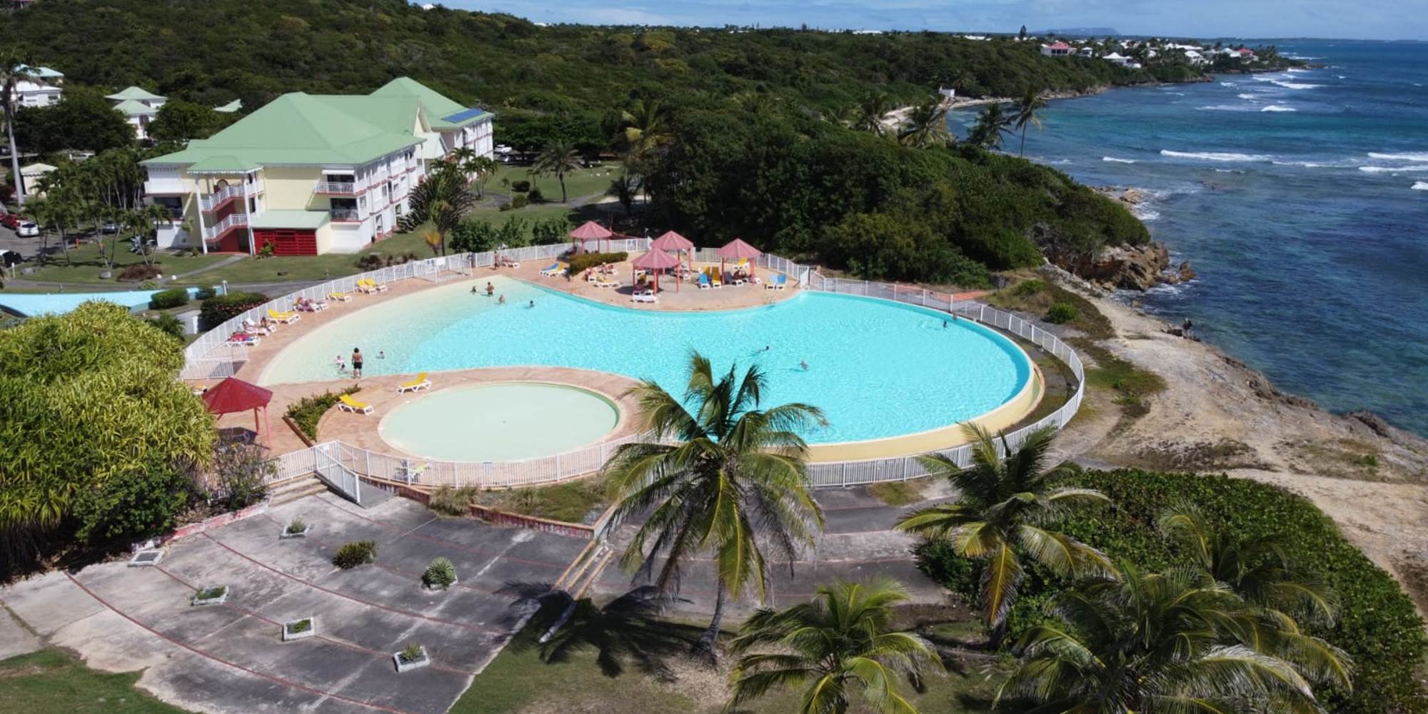 Piscine de la résidence