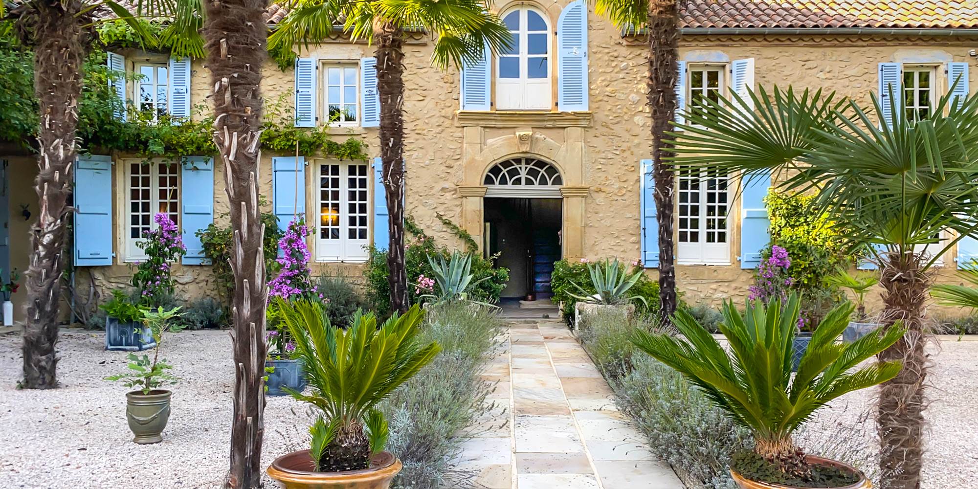 Maison Manechal_FrontDoor-3