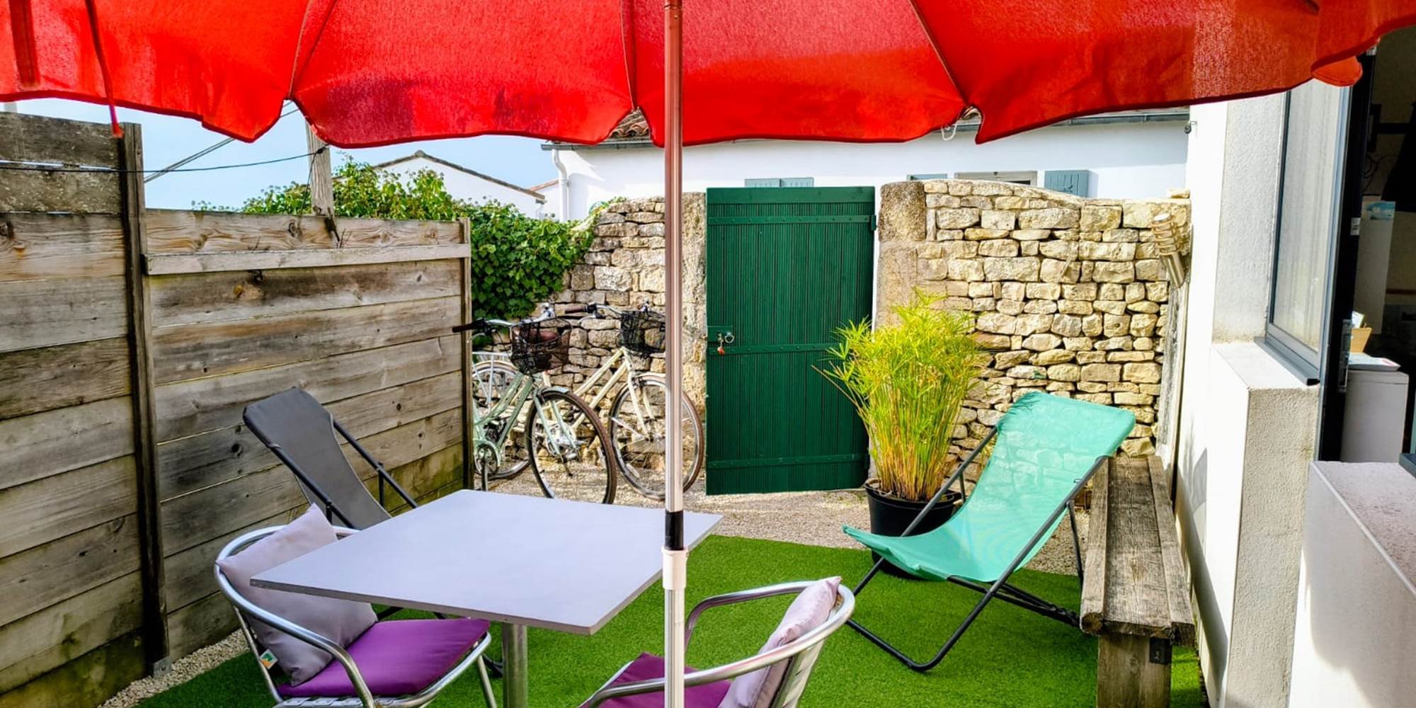 Terasse  Sud Ouest  & ombragée