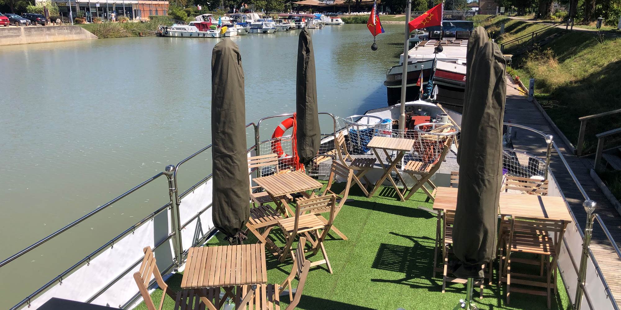 Pont soleil de la Péniche Hôtel Gaïa